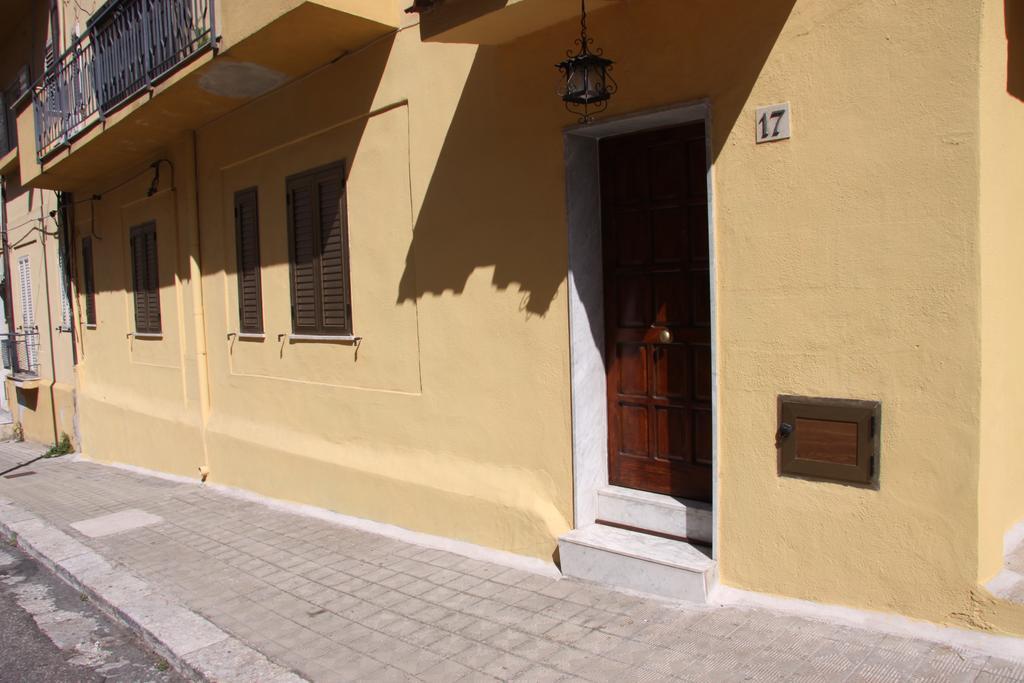 Lighthouse - Casa Di Luce Apartman Reggio di Calabria Kültér fotó